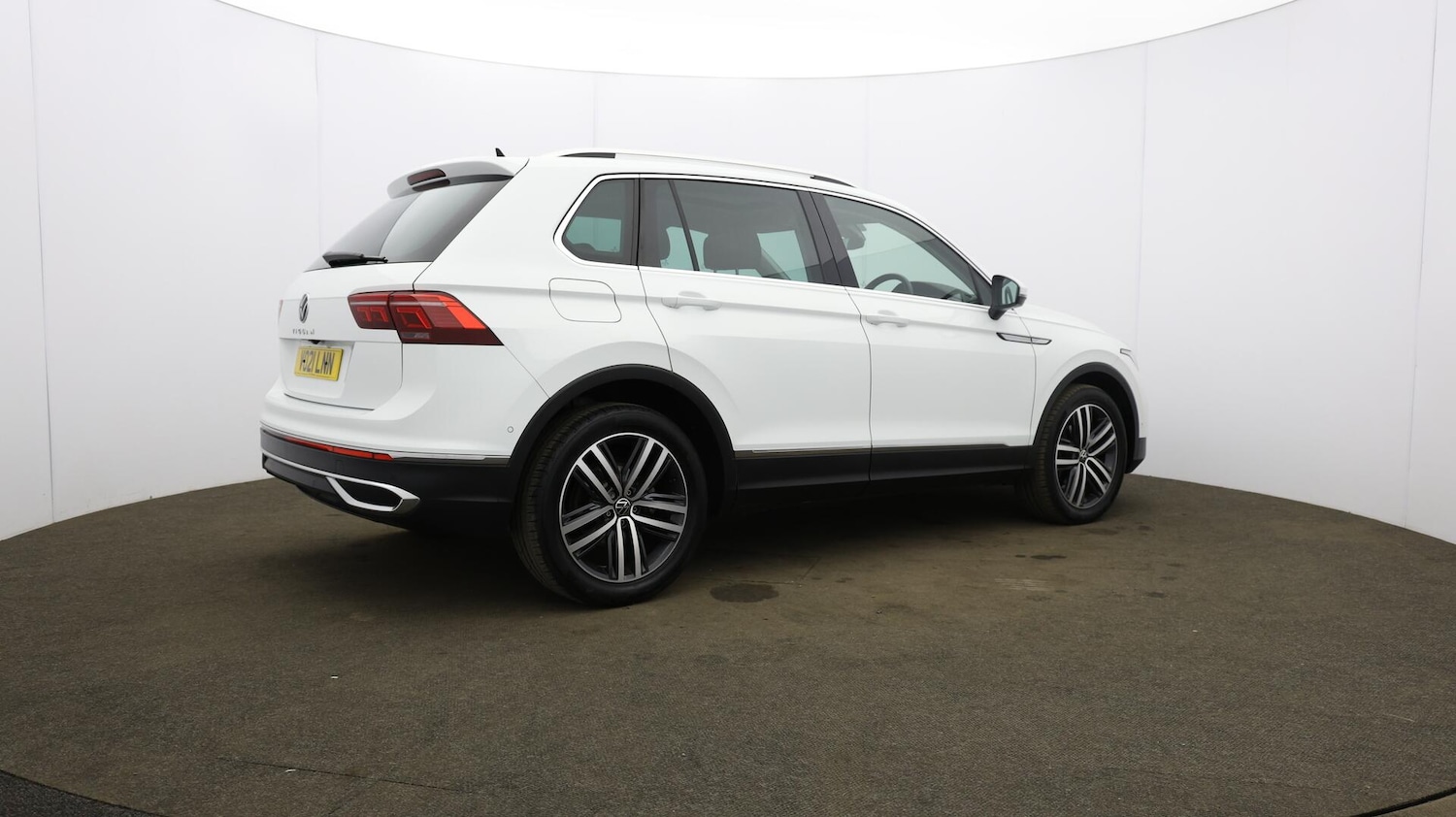 Used Volkswagen Tiguan 2021 for sale - 76138405: Photo 59