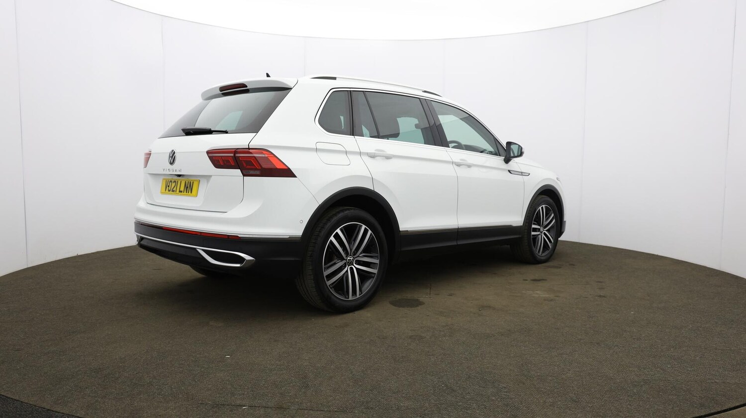 Used Volkswagen Tiguan 2021 for sale - 76138405: Photo 60