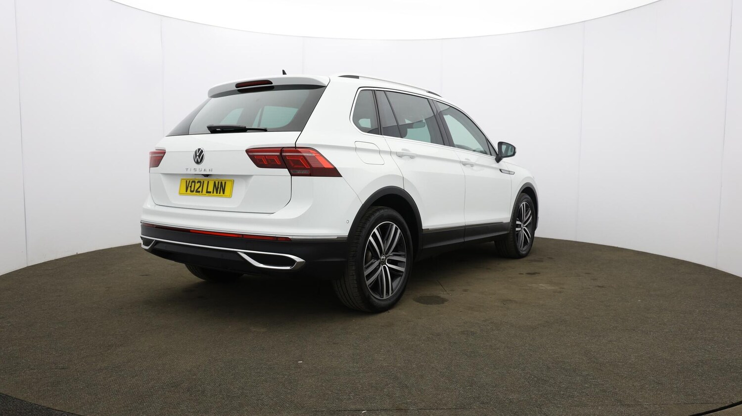 Used Volkswagen Tiguan 2021 for sale - 76138405: Photo 61