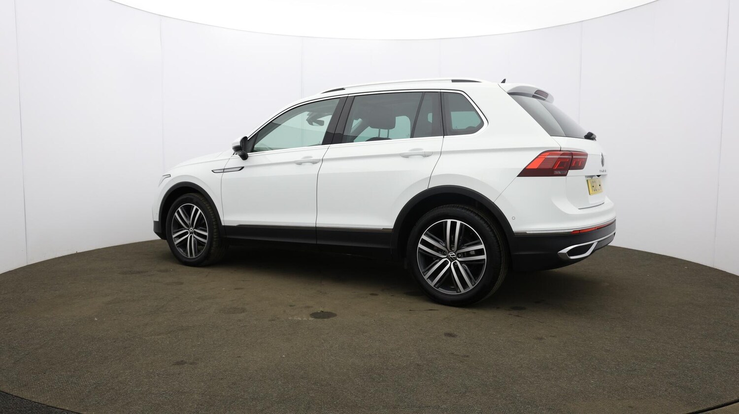 Used Volkswagen Tiguan 2021 for sale - 76138405: Photo 68