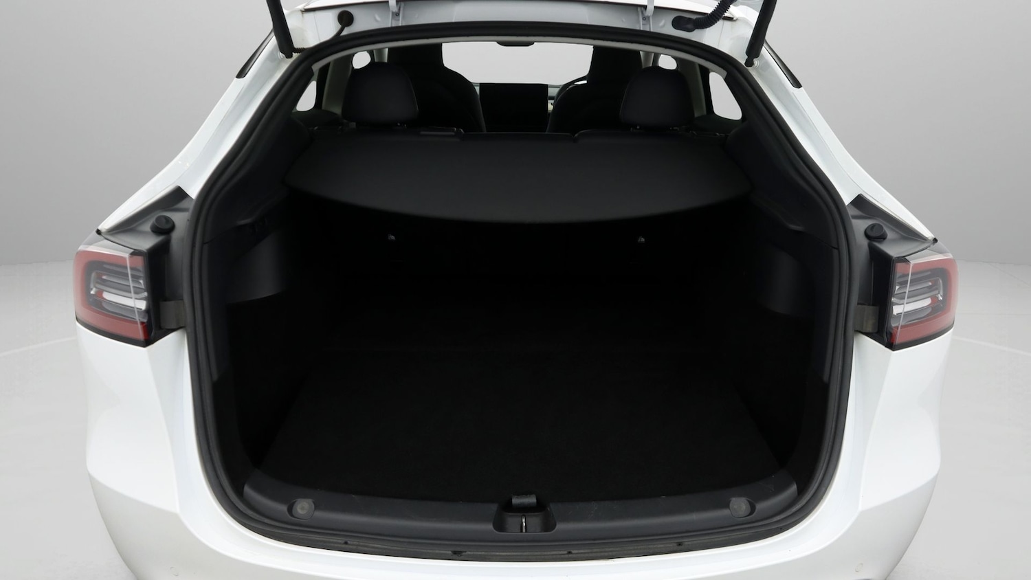 Used Tesla Model Y 2022 for sale - 77585342: Photo 17