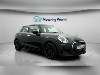 Used MINI Hatch 2021 for sale - 77501590: Photo