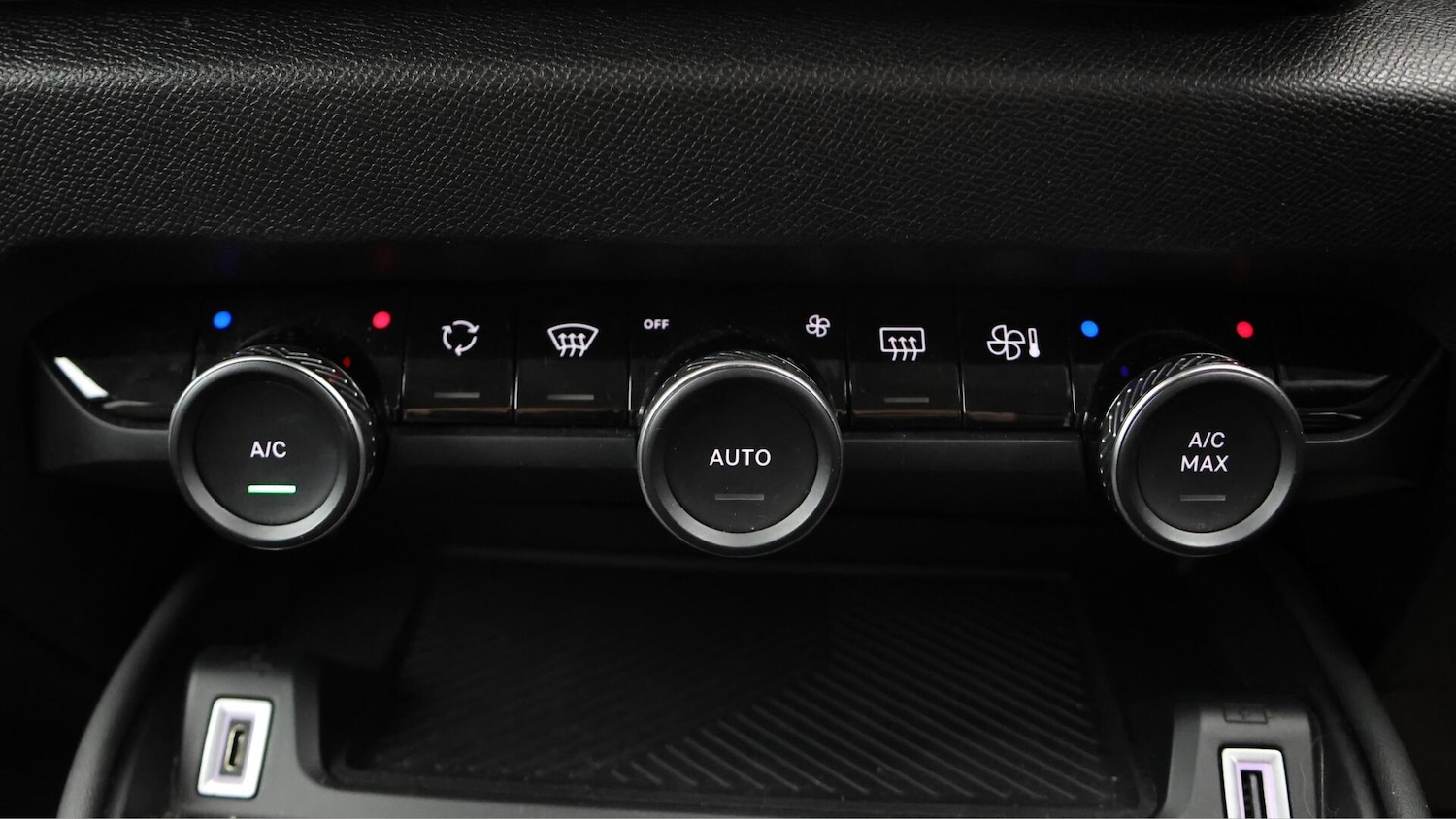 Used Citroen C4 for sale - 76473741: Photo 13