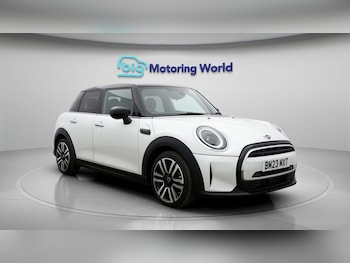 Used MINI Hatch 2023 for sale - 77903751: Photo