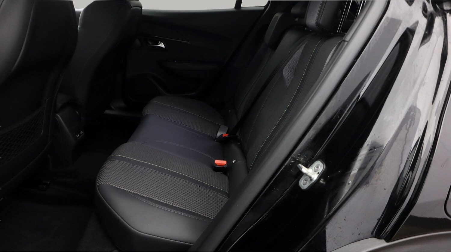 Used Peugeot E-2008 for sale - 77812912: Photo 16