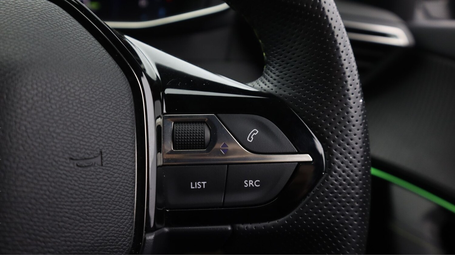 Used Peugeot E-2008 for sale - 77812912: Photo 21