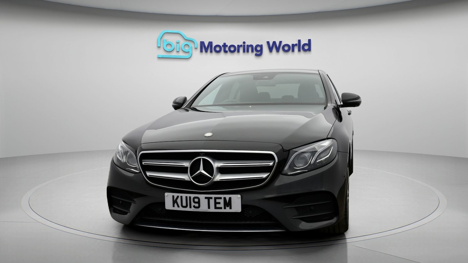 Used Mercedes-Benz E Class 2019 for sale - 77589938: Photo 2