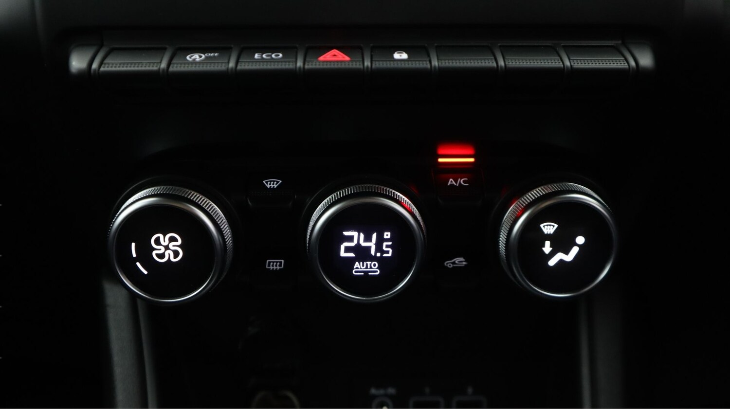 Used Renault Captur for sale - 77906194: Photo 12