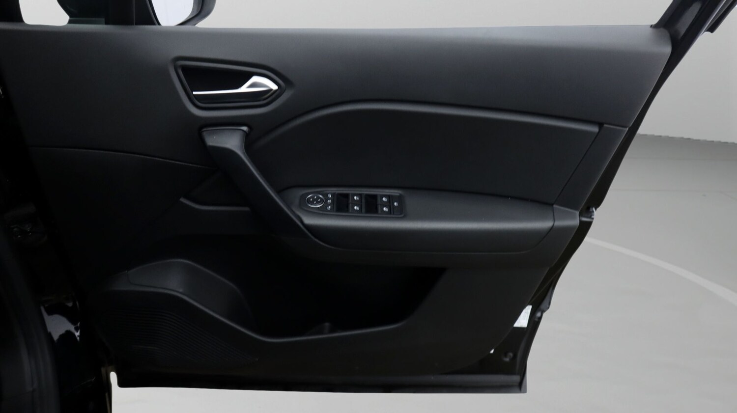 Used Renault Captur for sale - 77906194: Photo 15