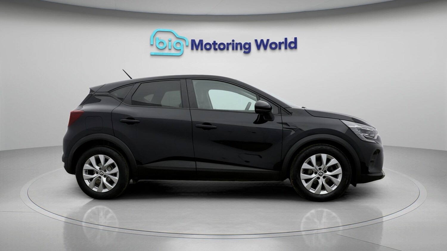 Used Renault Captur for sale - 77906194: Photo 8