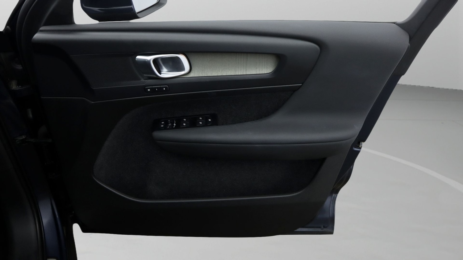 Used Volvo XC40 2022 for sale - 77778925: Photo 15