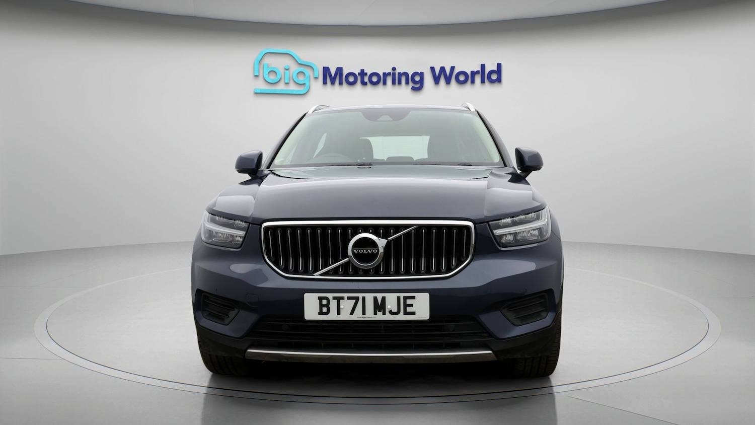 Used Volvo XC40 2022 for sale - 77778925: Photo 2