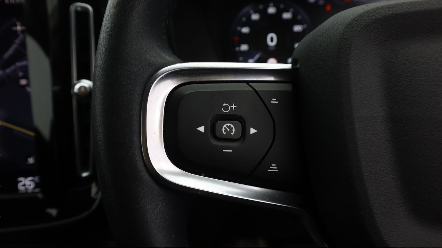 Used Volvo XC40 2022 for sale - 77778925: Photo 21