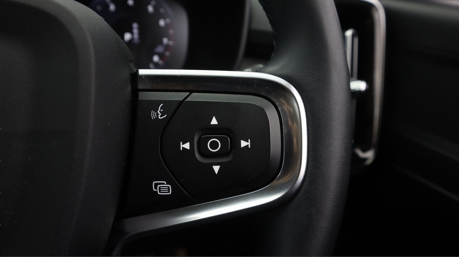 Used Volvo XC40 2022 for sale - 77778925: Photo 22