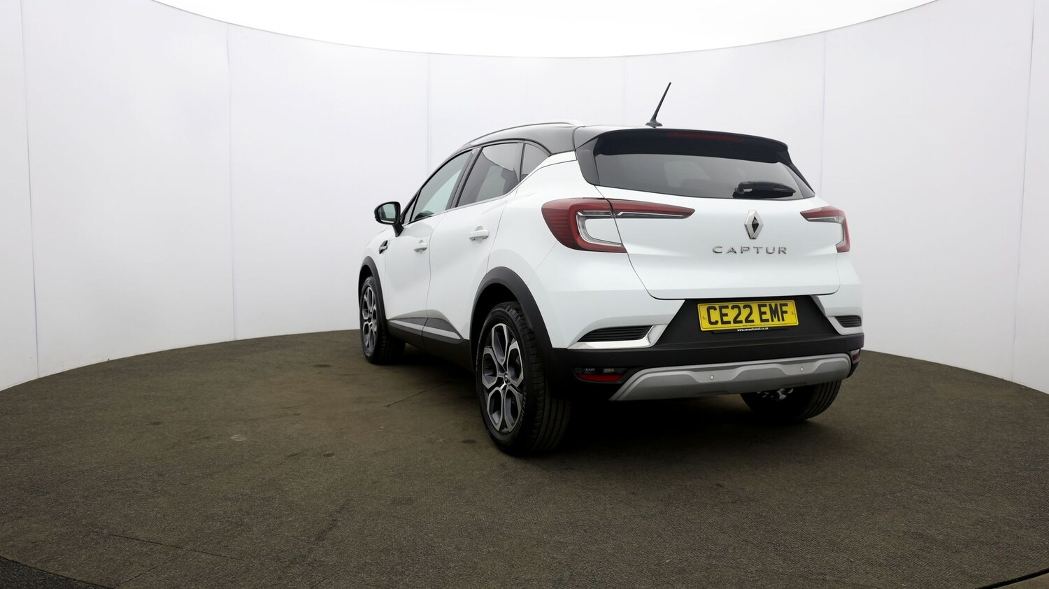 Used Renault Captur for sale - 76812027: Photo 25