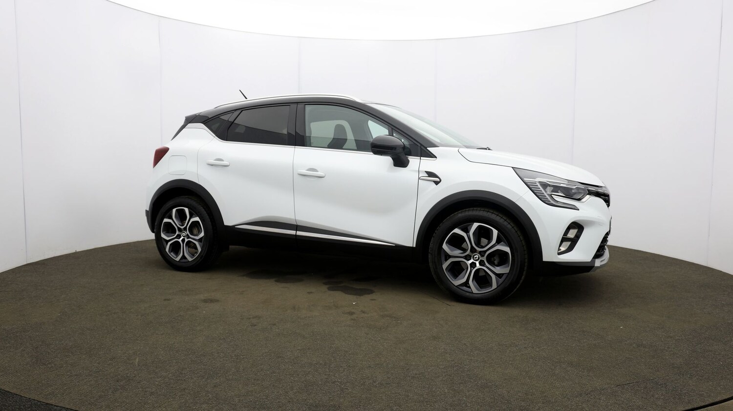 Used Renault Captur for sale - 76812027: Photo 42