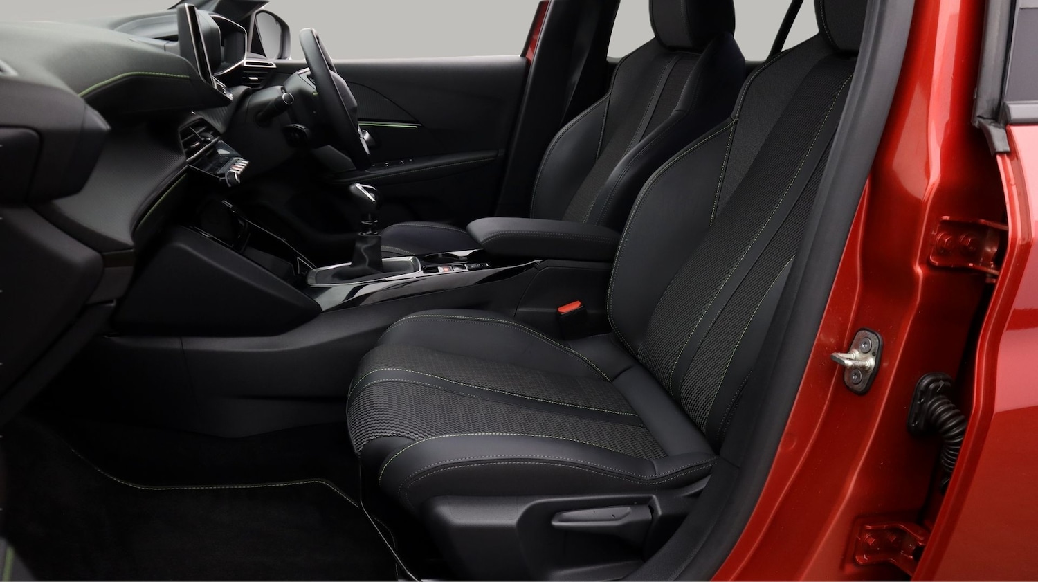 Used Peugeot 208 2024 for sale - 78042452: Photo 14