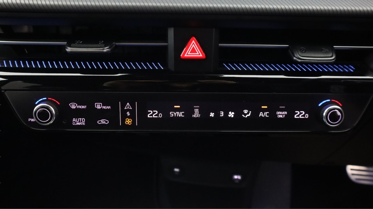 Used Kia EV6 2024 for sale - 77610206: Photo 12