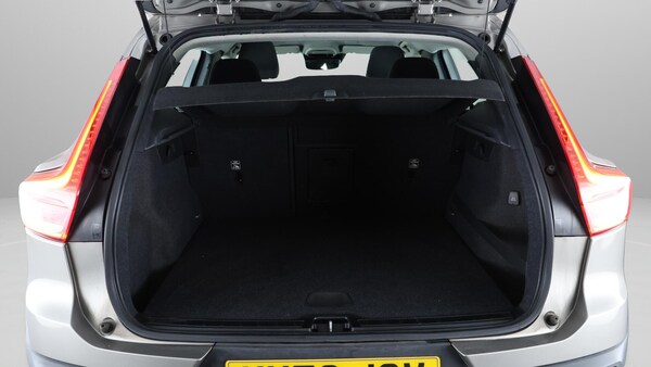 Used Volvo XC40 2020 for sale - 76327053: Photo 17