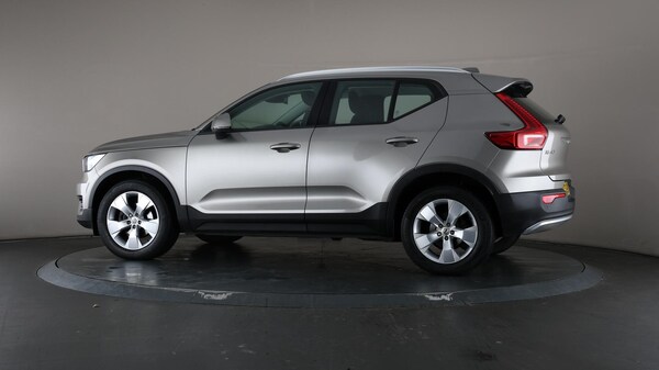 Used Volvo XC40 2020 for sale - 76327053: Photo 76