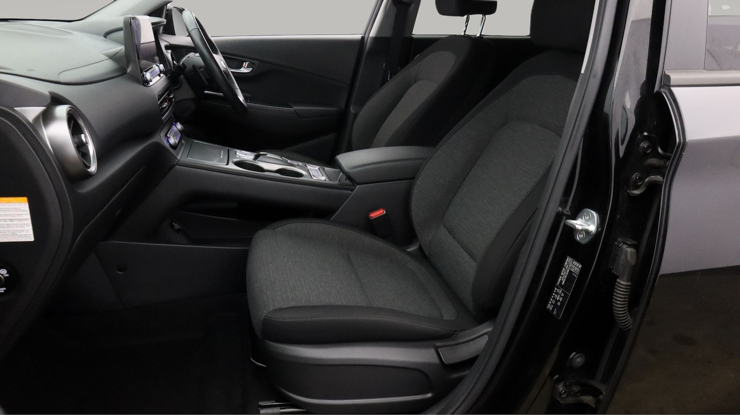 Used Hyundai KONA 2021 for sale - 77746601: Photo 14