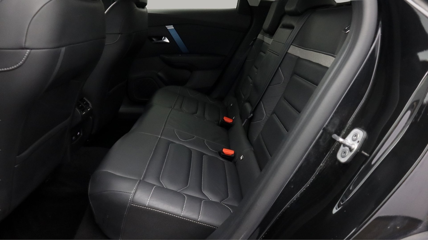 Used Citroen e-C4 for sale - 77216416: Photo 16