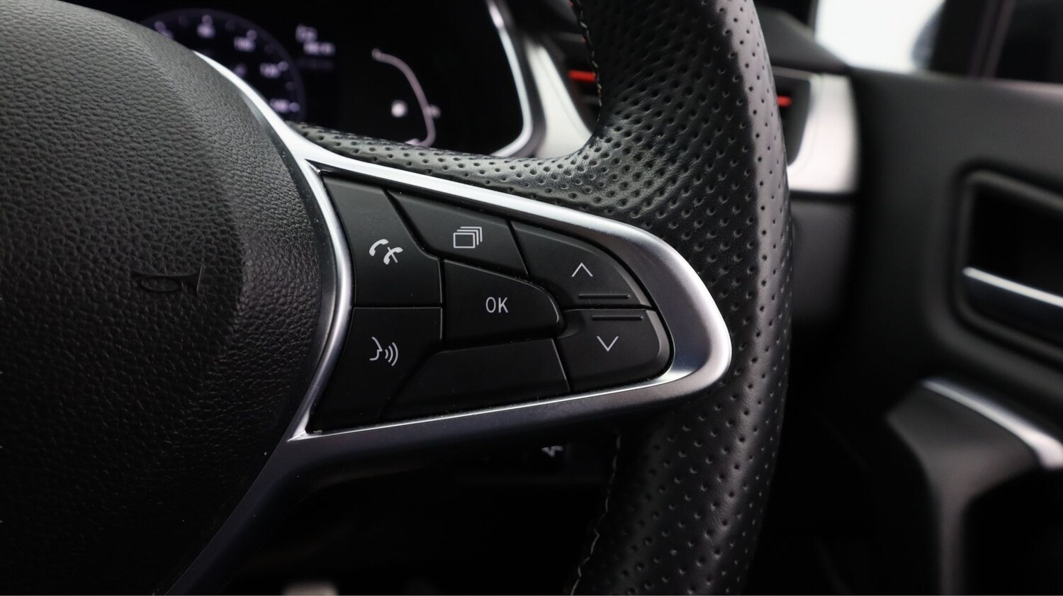 Used Renault Captur 2022 for sale - 78018698: Photo 21