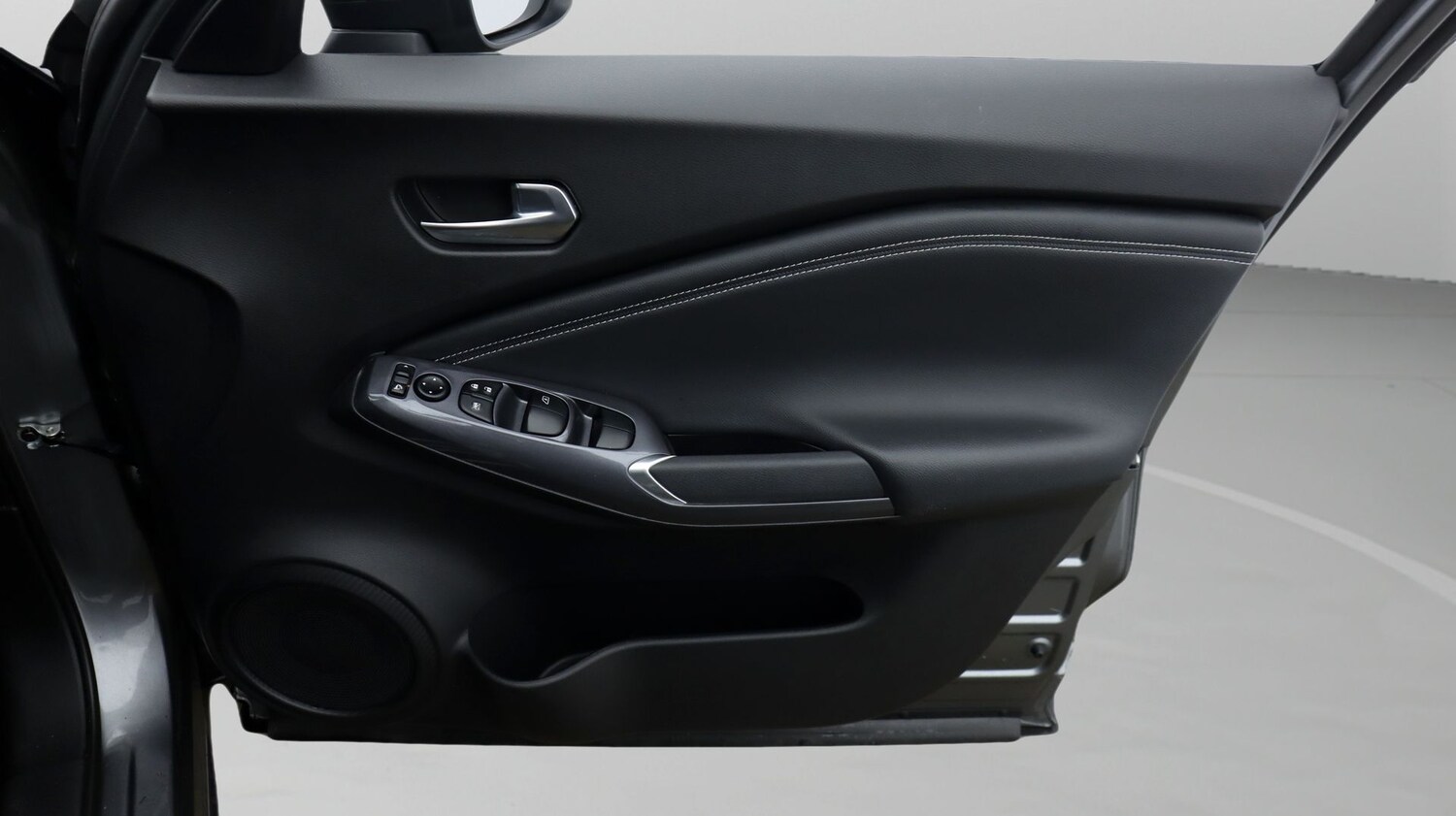 Used Nissan Juke 2023 for sale - 78090952: Photo 15