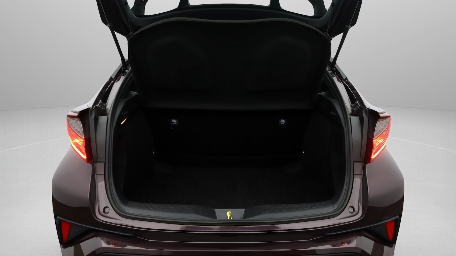 Used Toyota C-HR for sale - 77497693: Photo 17