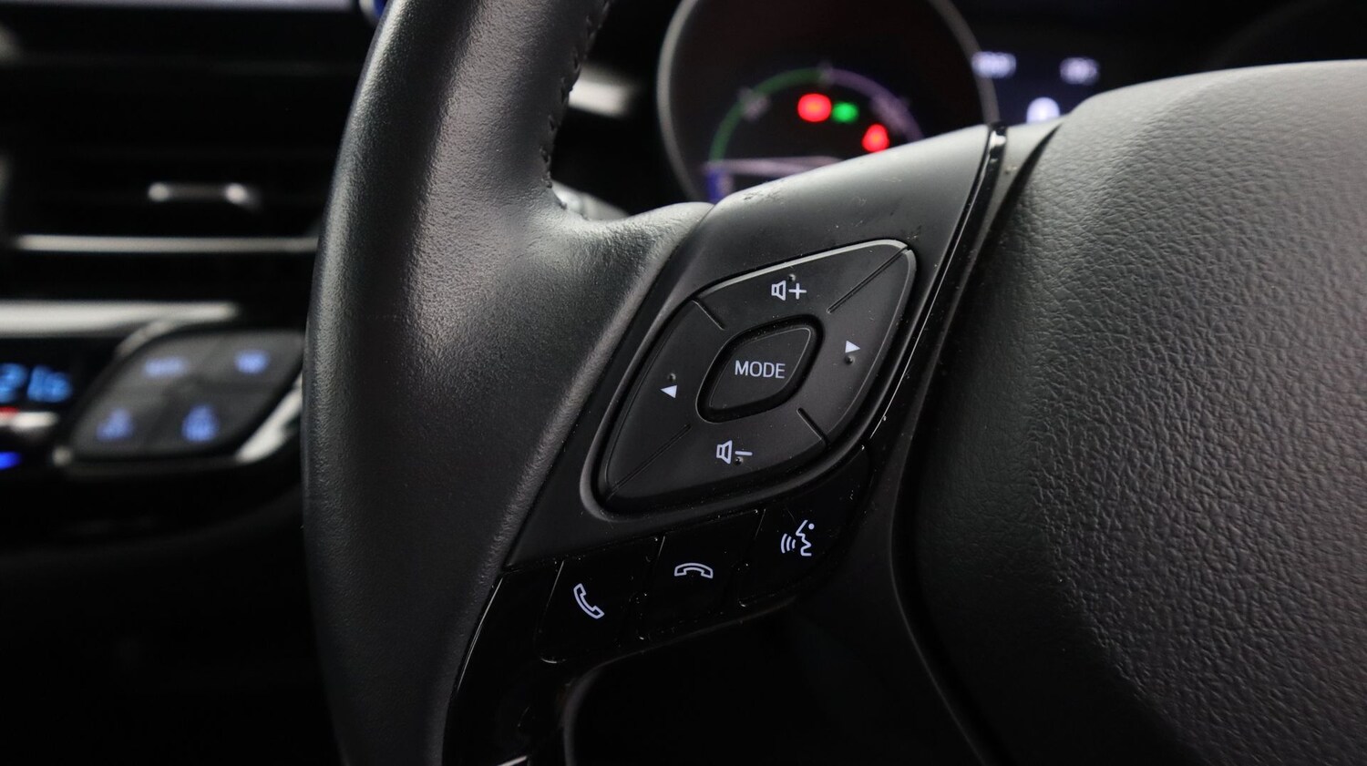 Used Toyota C-HR for sale - 77497693: Photo 22