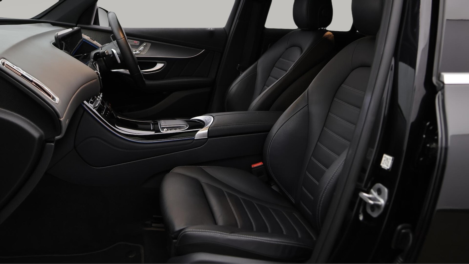 Used Mercedes-Benz EQC 2021 for sale - 76432533: Photo 15