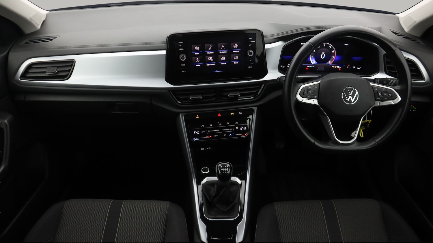 Used Volkswagen T-Roc 2023 for sale - 77342789: Photo 13