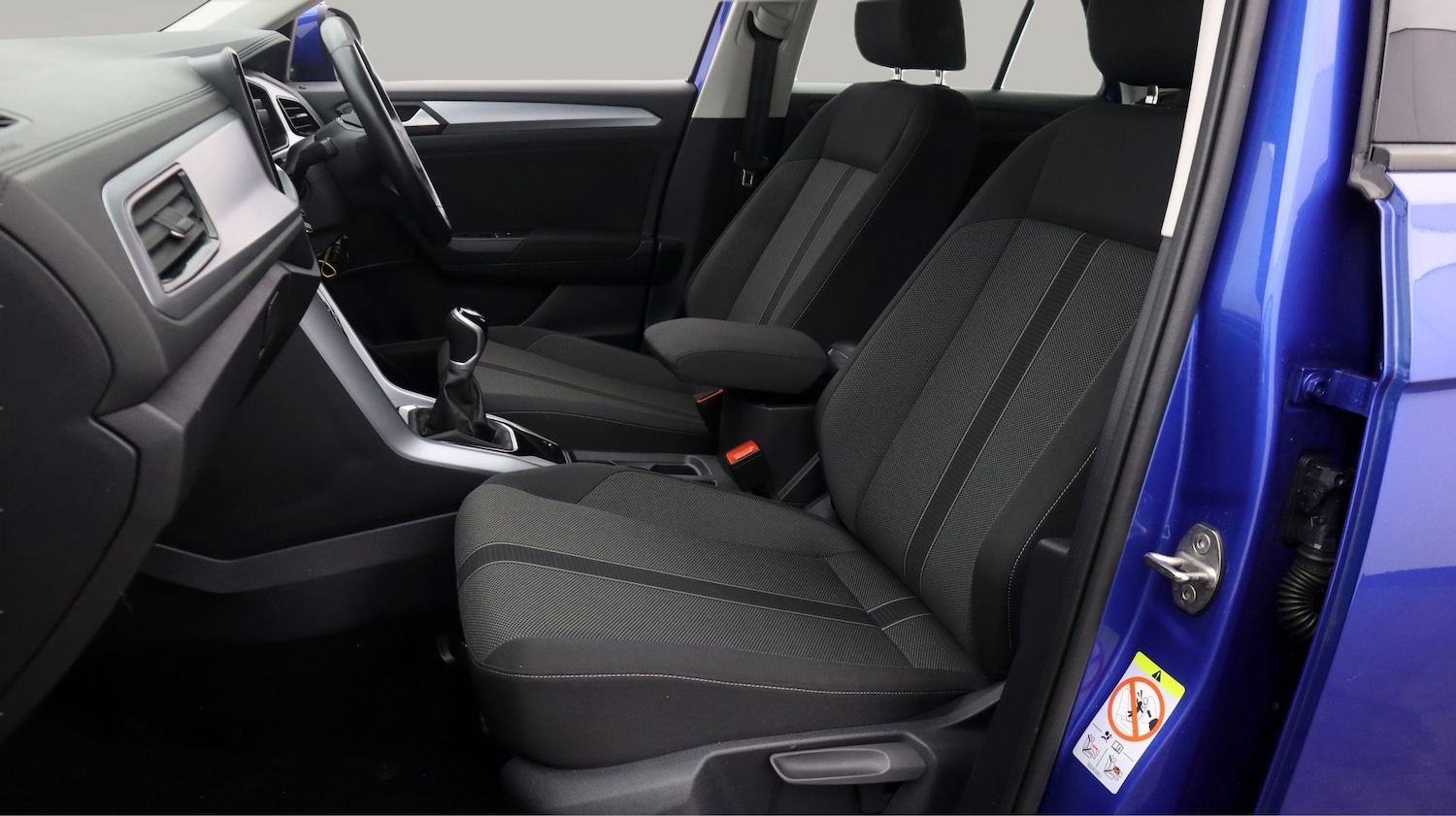 Used Volkswagen T-Roc 2023 for sale - 77342789: Photo 14