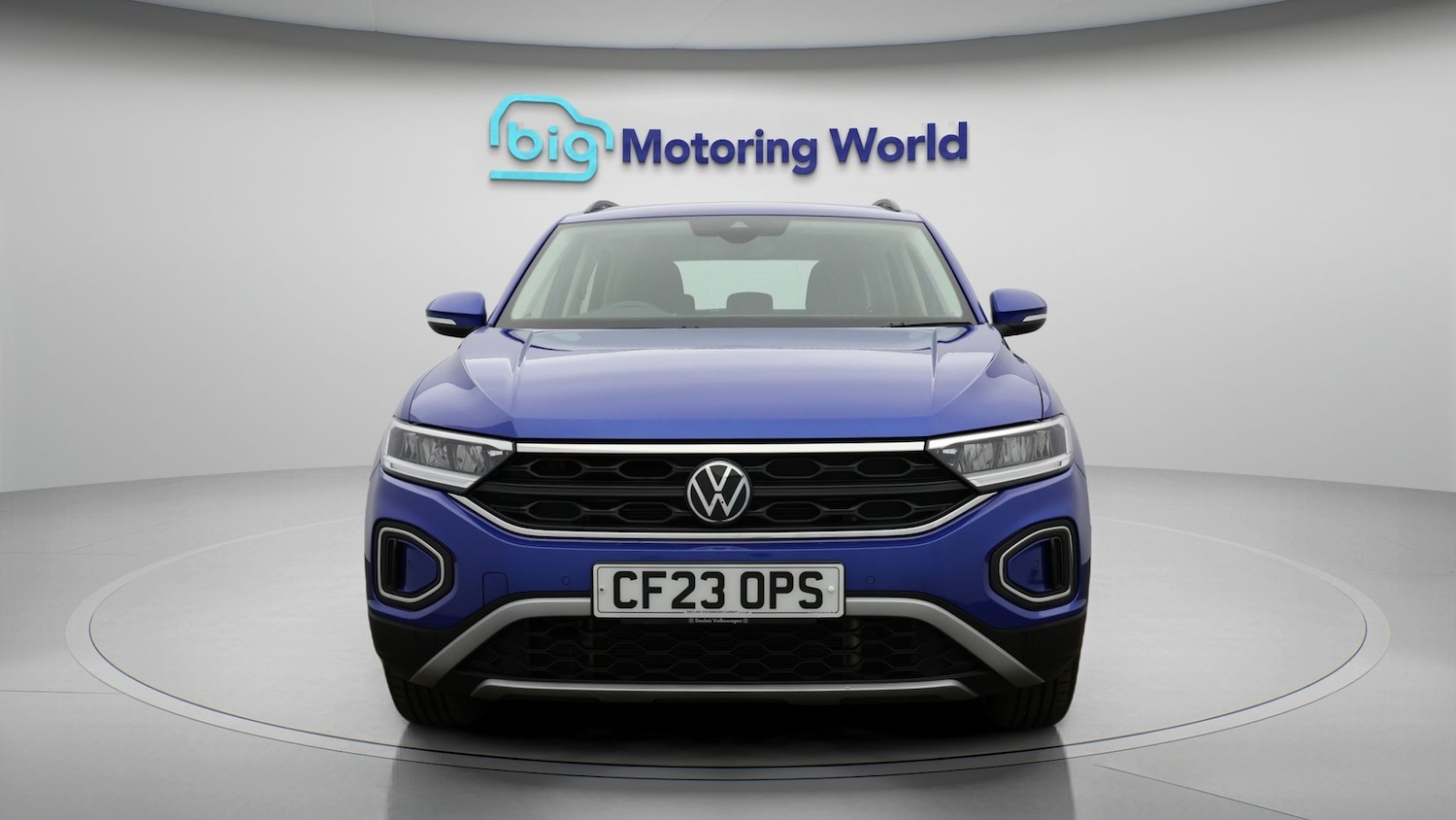 Used Volkswagen T-Roc 2023 for sale - 77342789: Photo 2