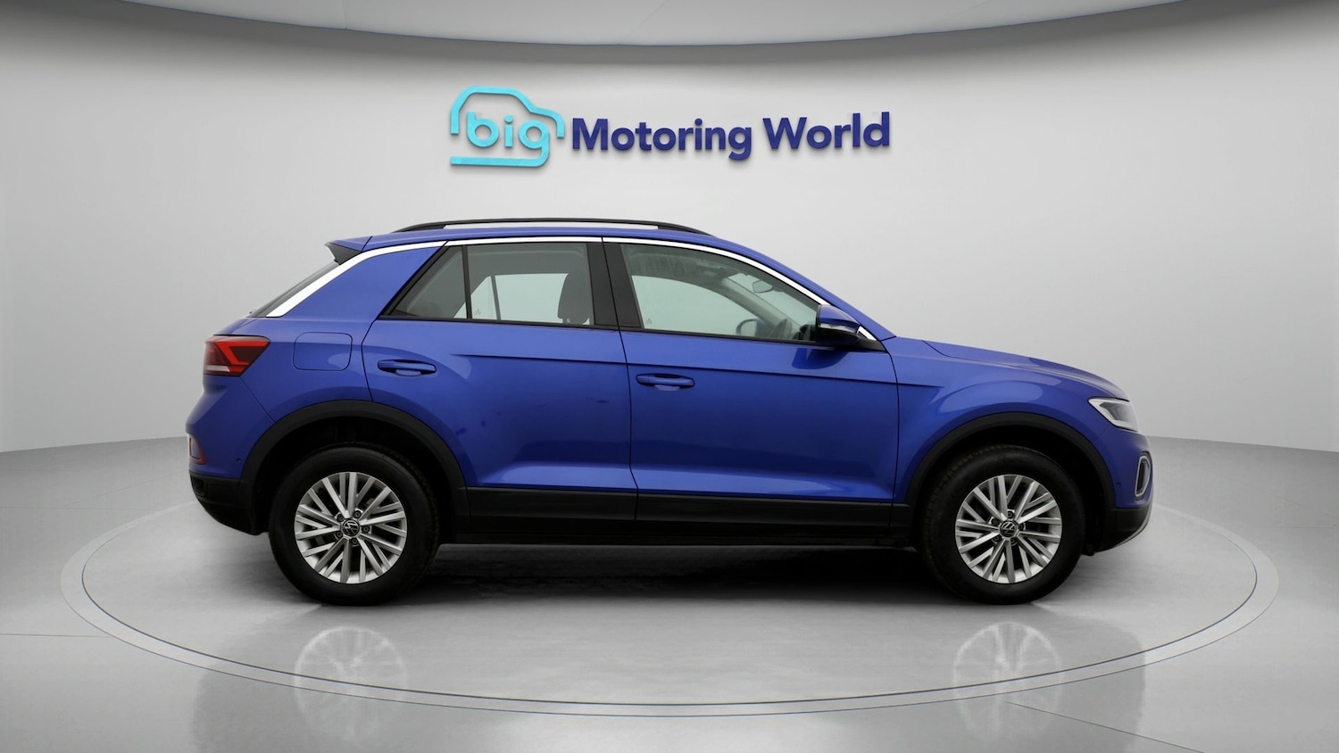 Used Volkswagen T-Roc 2023 for sale - 77342789: Photo 8