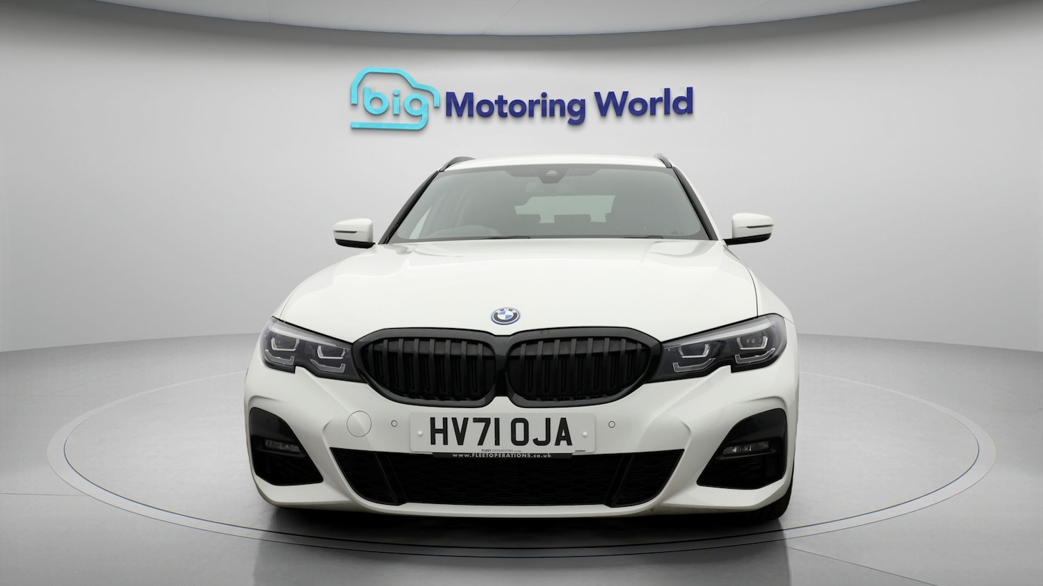 Used BMW 3 Series 2021 for sale - 77746072: Photo 2