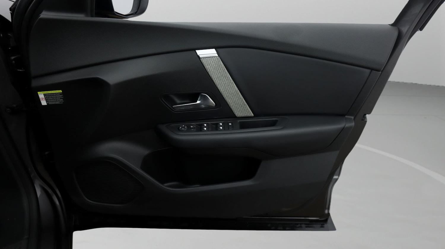 Used Citroen C4 2023 for sale - 77934503: Photo 15