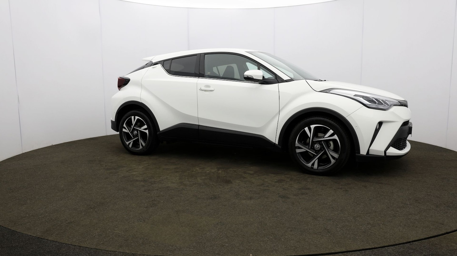 Used Toyota C-HR 2023 for sale - 76811226: Photo 44