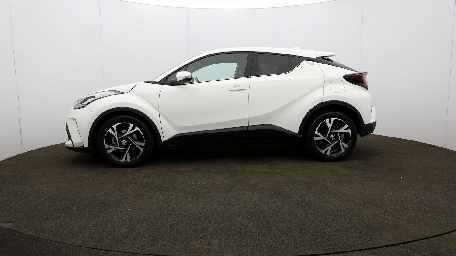 Used Toyota C-HR 2023 for sale - 76811226: Photo 65