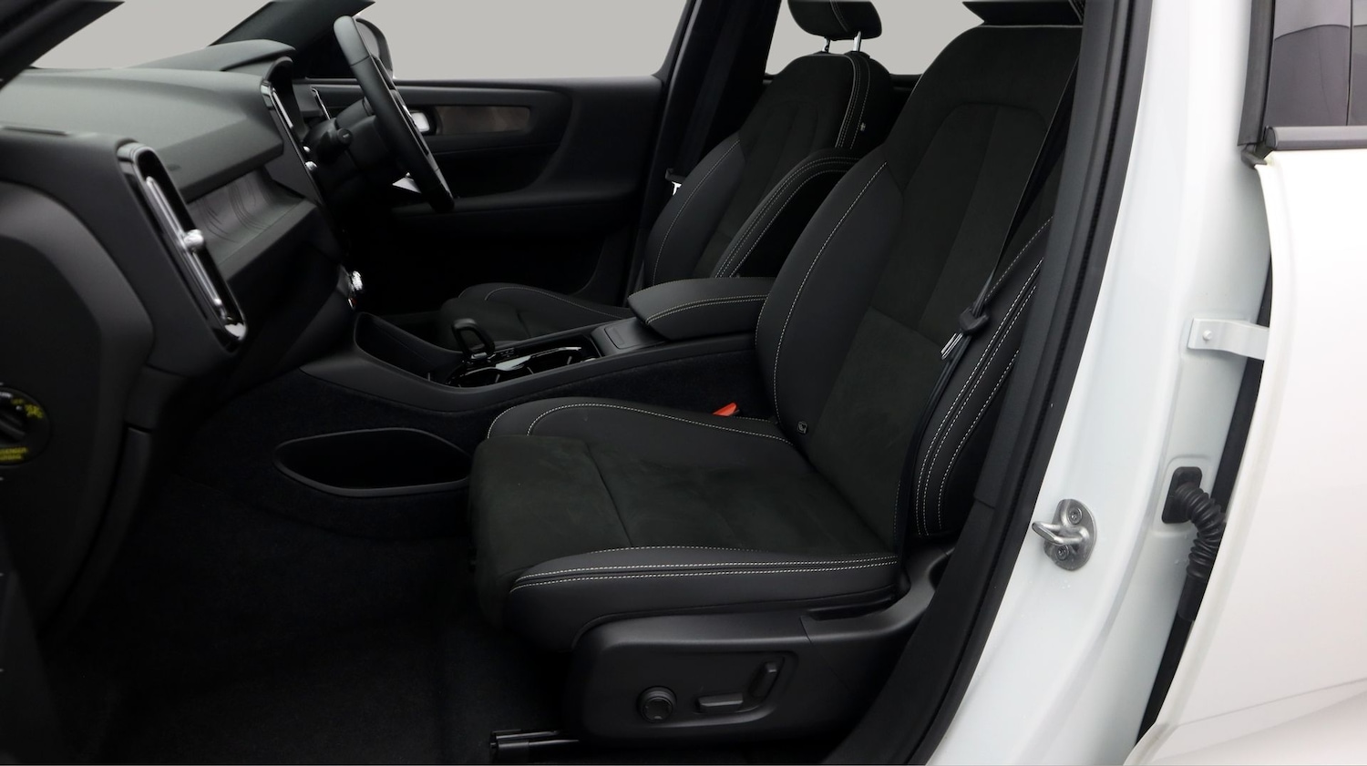 Used Volvo C40 2022 for sale - 77388217: Photo 14