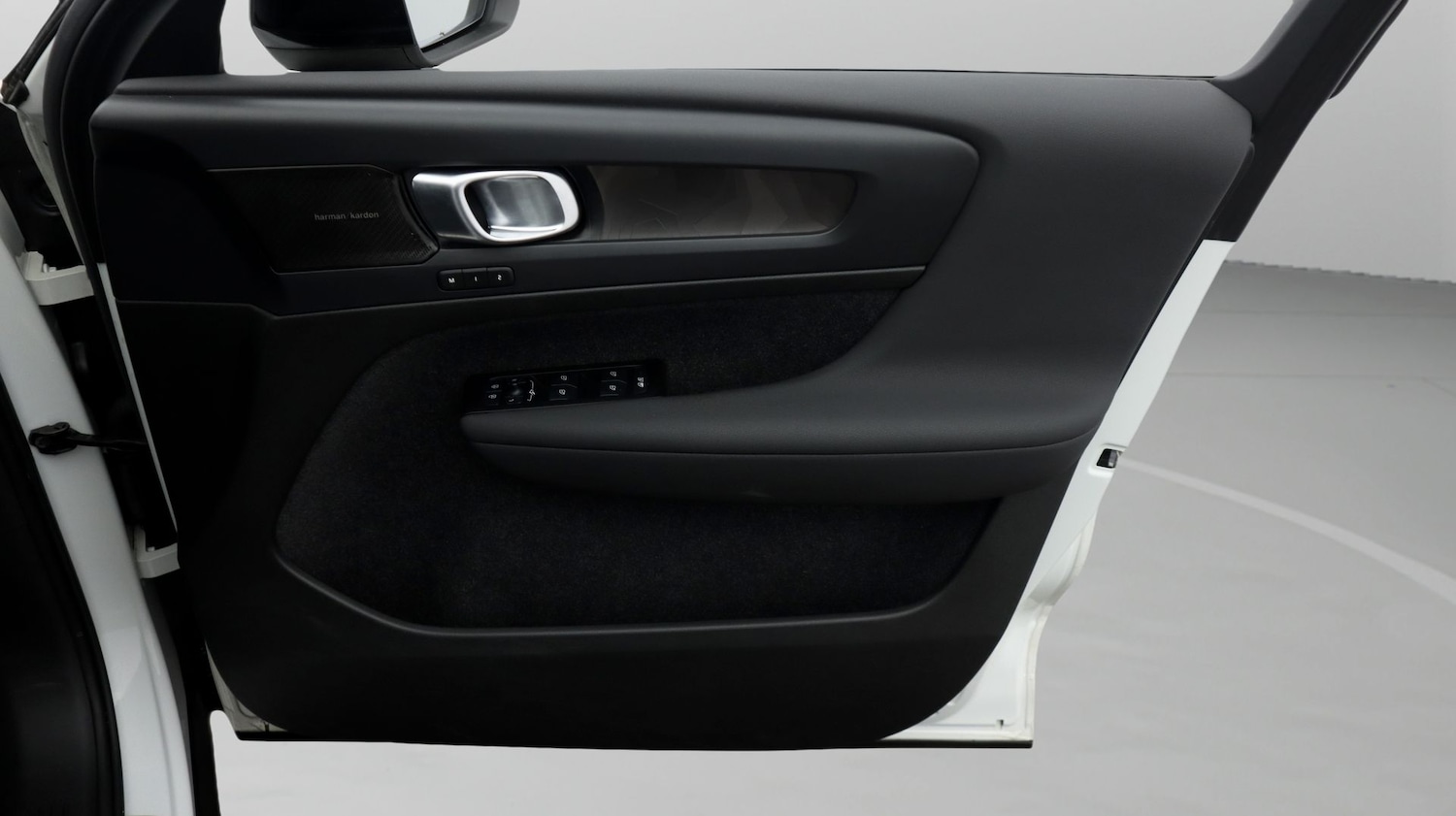 Used Volvo C40 2022 for sale - 77388217: Photo 15