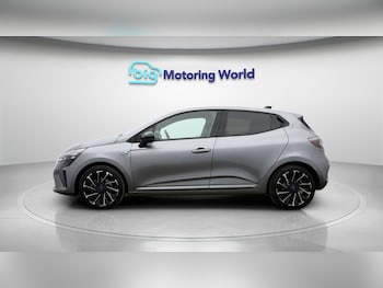 Used Renault Clio 2023 for sale - 78723326: Photo
