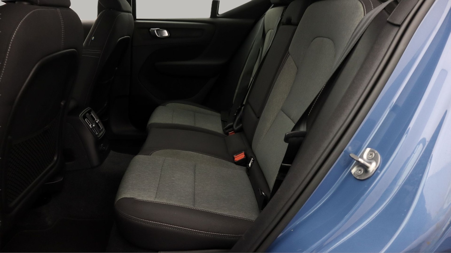 Used Volvo XC40 2023 for sale - 77649784: Photo 16