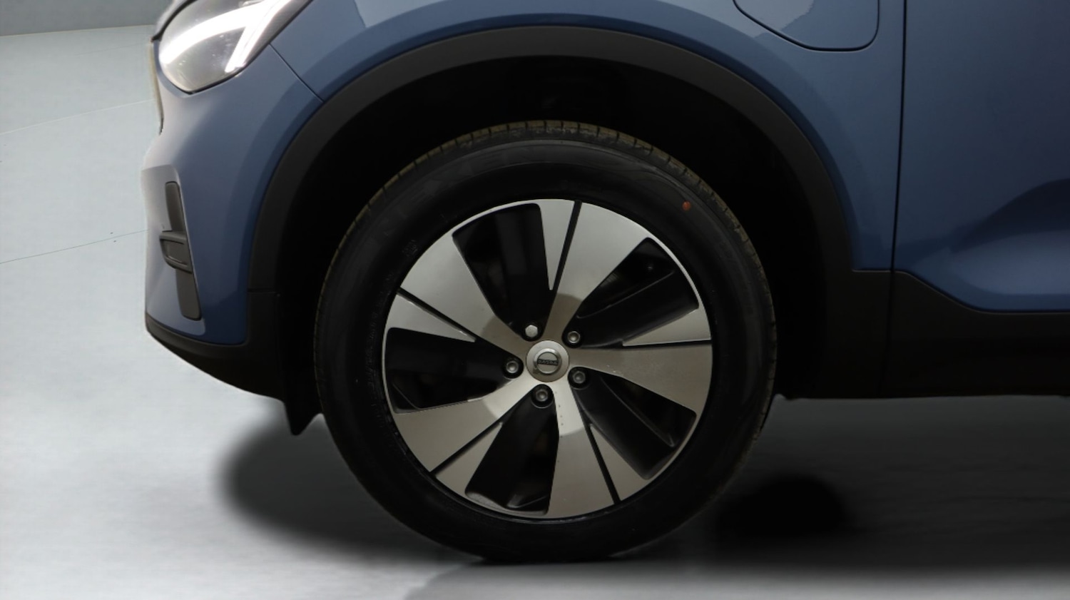 Used Volvo XC40 2023 for sale - 77649784: Photo 18