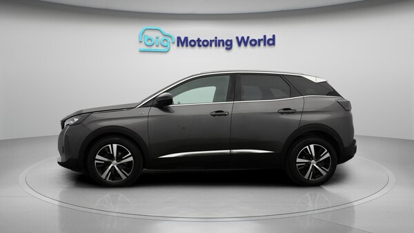 Used Peugeot 3008 2021 for sale - 76201007: Photo 5