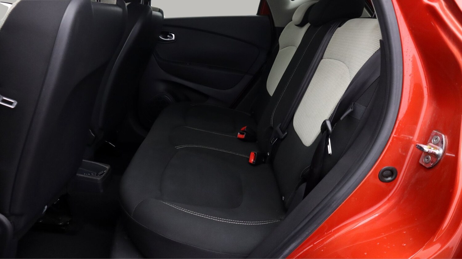 Used Renault Captur 2019 for sale - 77365069: Photo 16