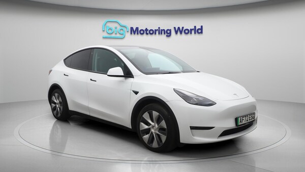Used Tesla Model Y 2022 for sale - 76283313: Photo 2