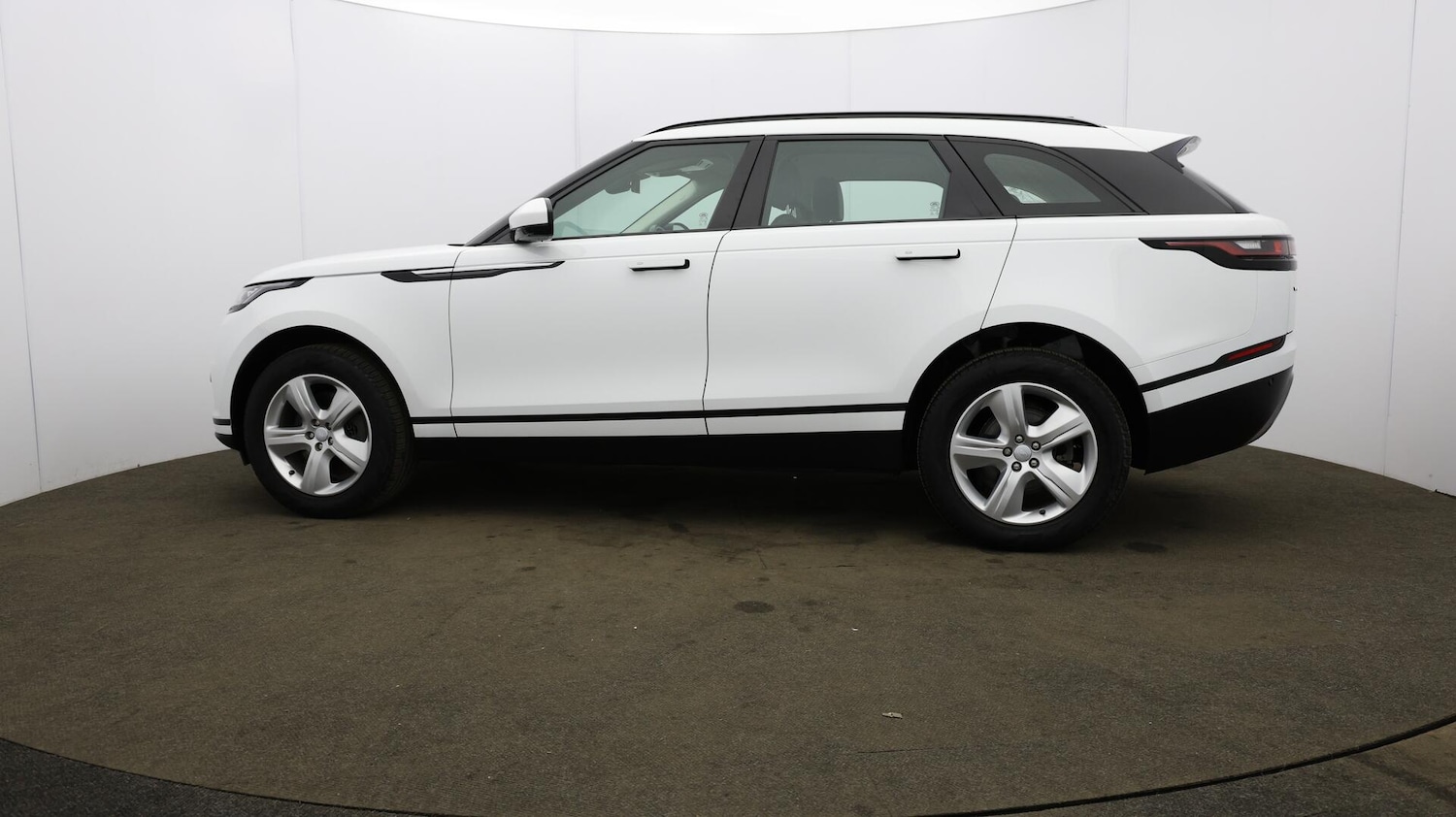 Used Land Rover Range Rover Velar 2022 for sale - 76441047: Photo 72