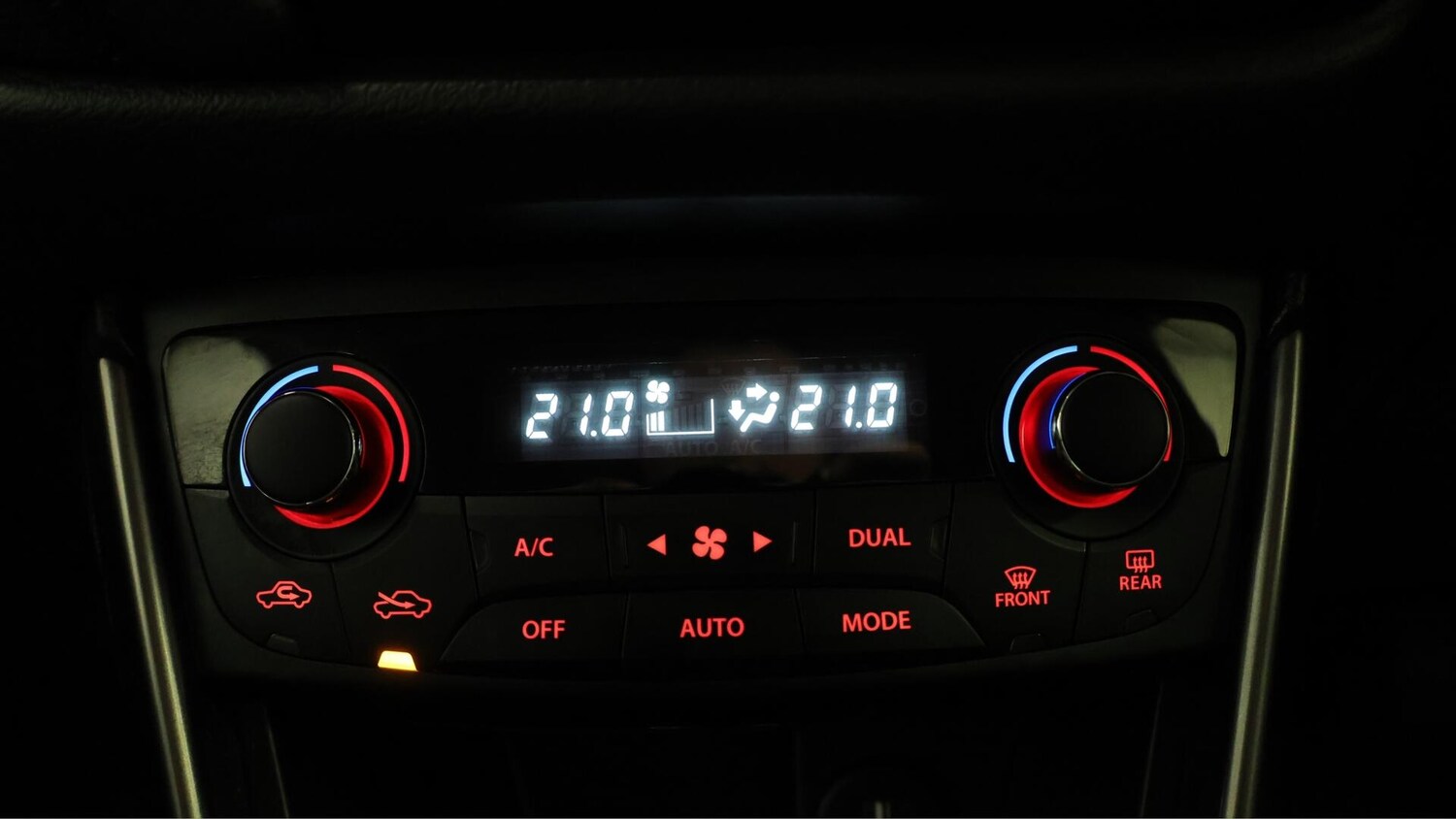 Used Suzuki SX4 S-Cross 2023 for sale - 76700808: Photo 13