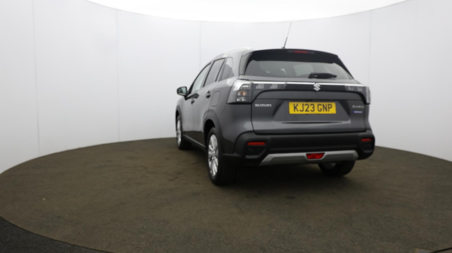 Used Suzuki SX4 S-Cross 2023 for sale - 76700808: Photo 32